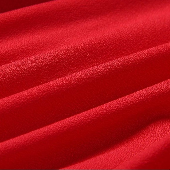 ‼️FINAL SALE!❗️Off the Shoulder Ruffle Crop Top - Picture 3 of 4